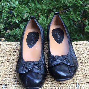 Earthies Rubio Floral Black Slip on wedges  Sz 8.5